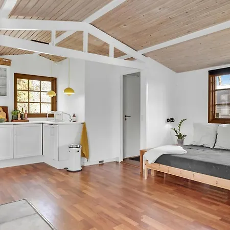 Awesome In Grsted With 1 Bedrooms *